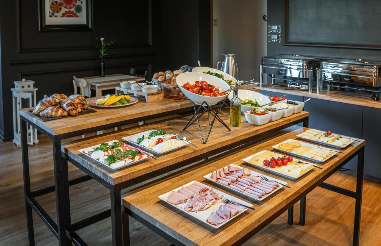 לוטוביסקה Carynska Resort & Spa מראה חיצוני תמונה