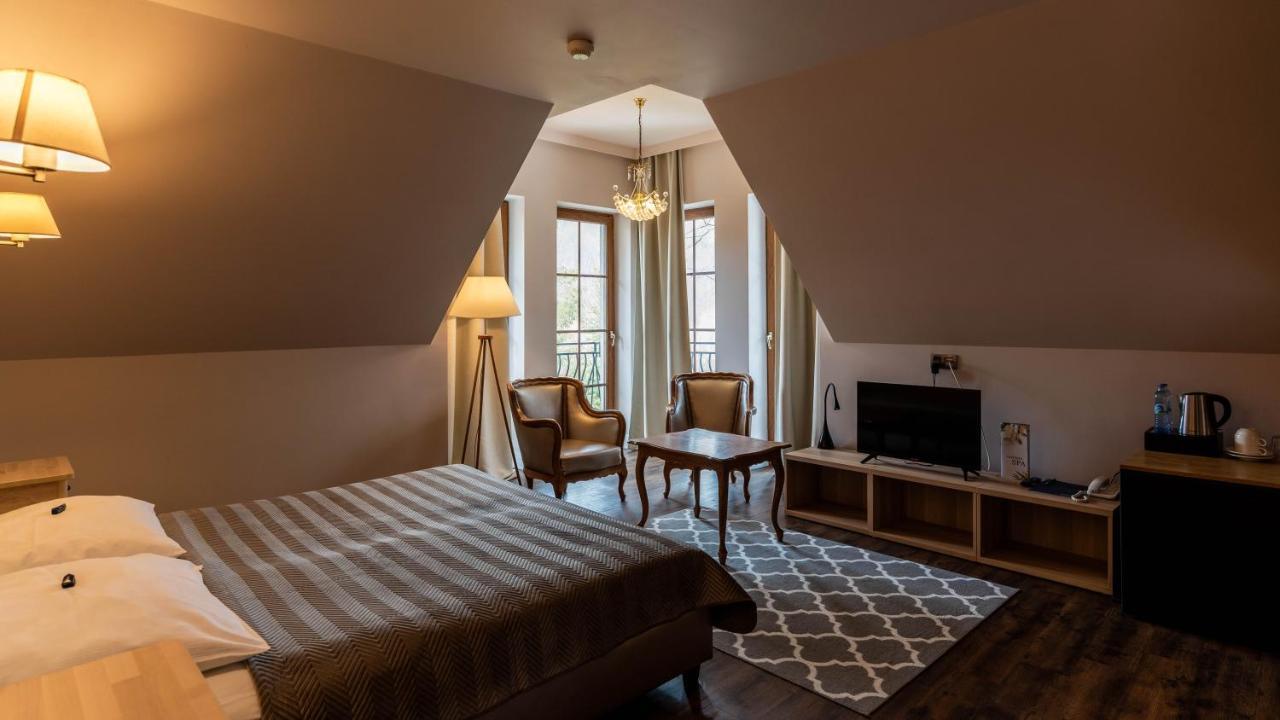 לוטוביסקה Carynska Resort & Spa מראה חיצוני תמונה